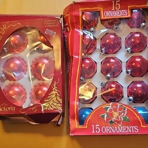 Red Holiday. GLASS Ornaments Set